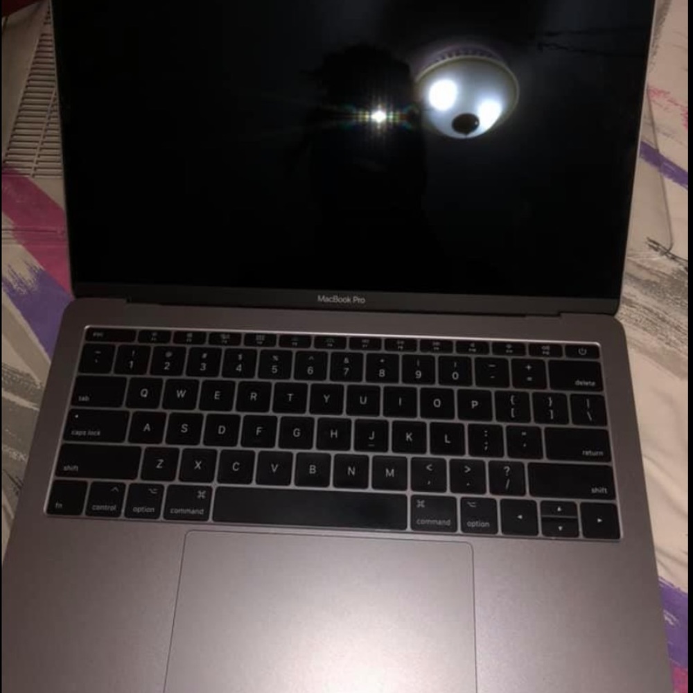 MacBook Pro 13-inch